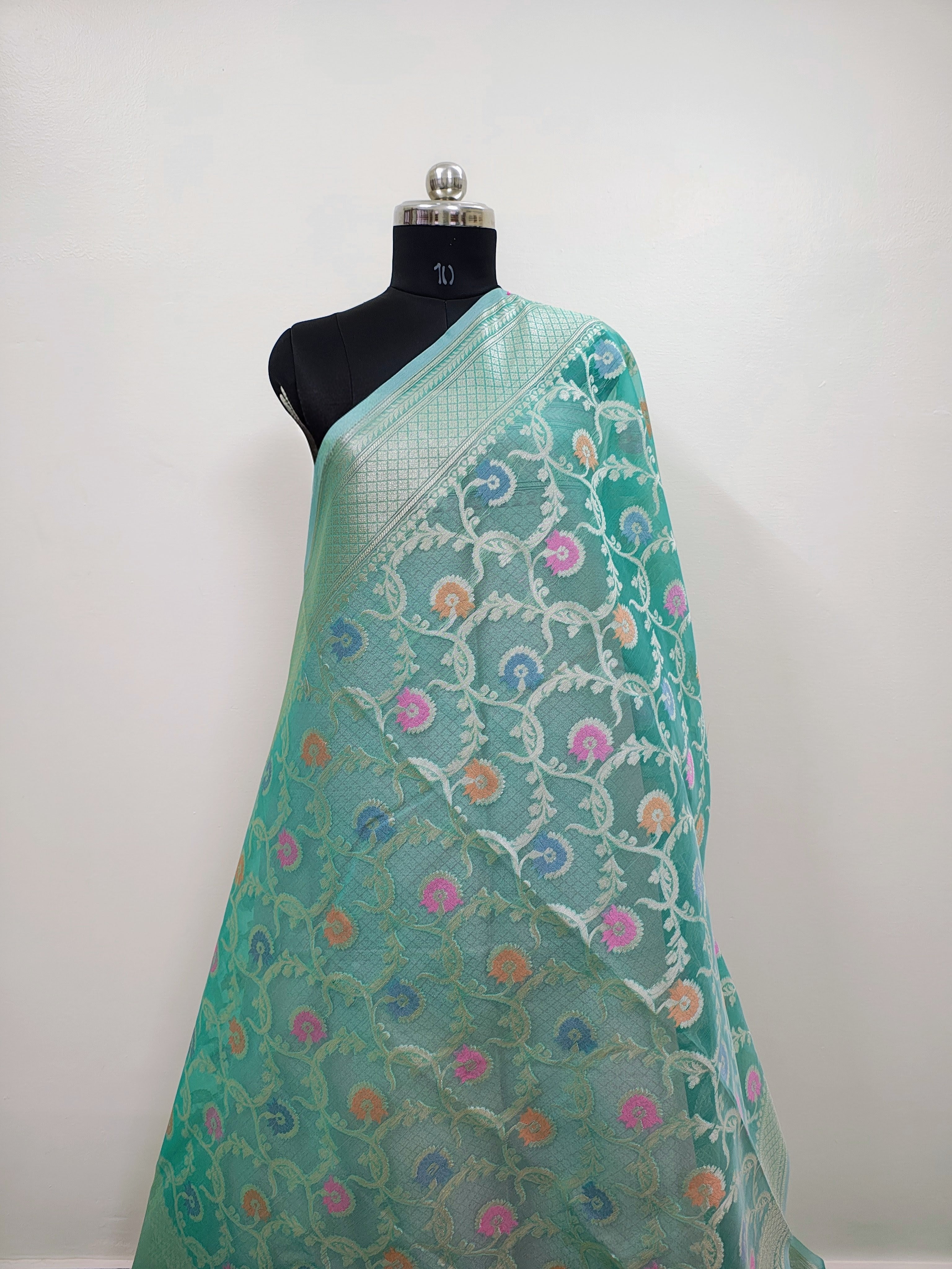 Banarasi Silk Saree/Floral Jaal Pattern/Seagreen Color