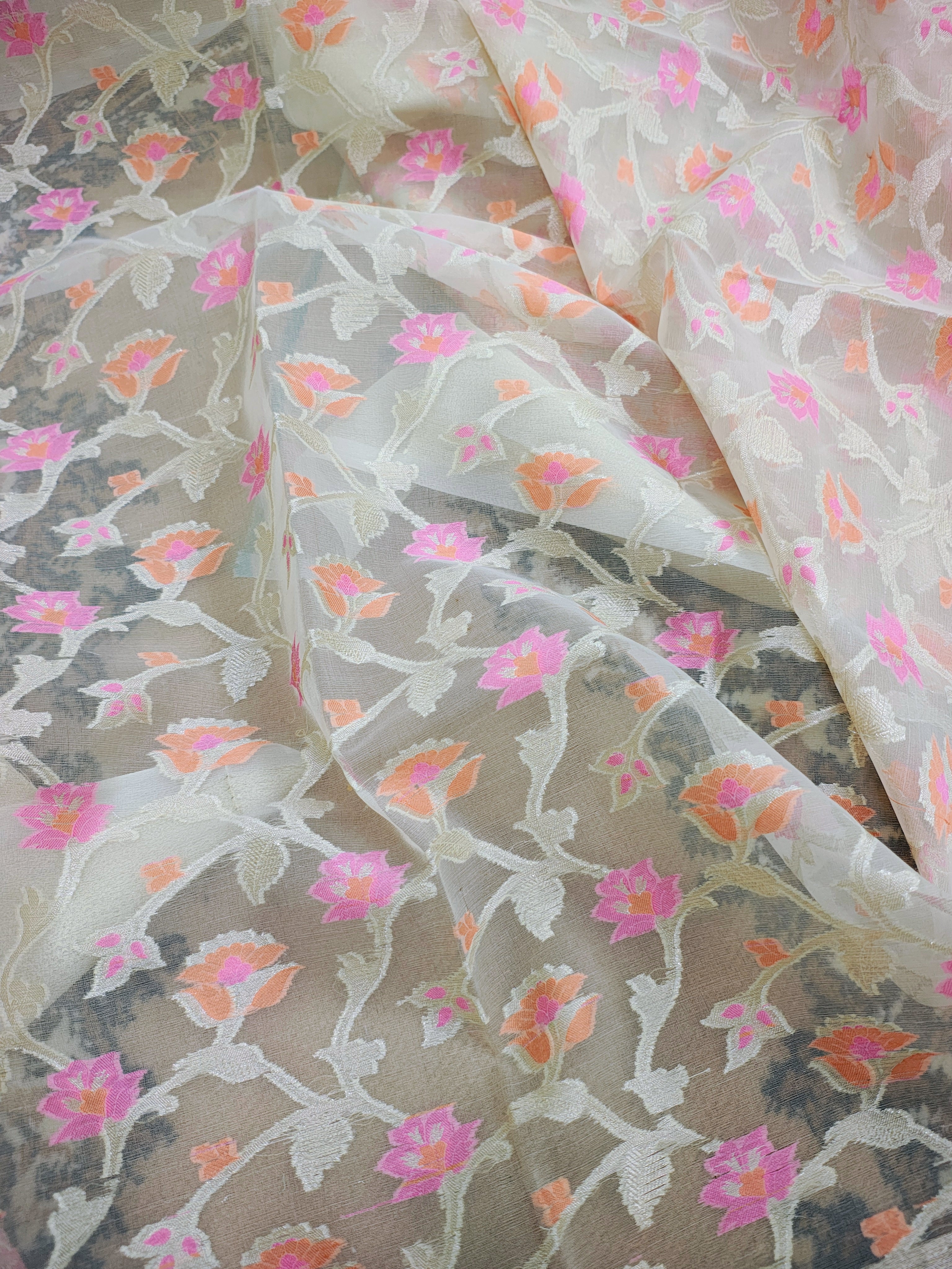 Phool Jaal Banarasi Saree/Off-White Color