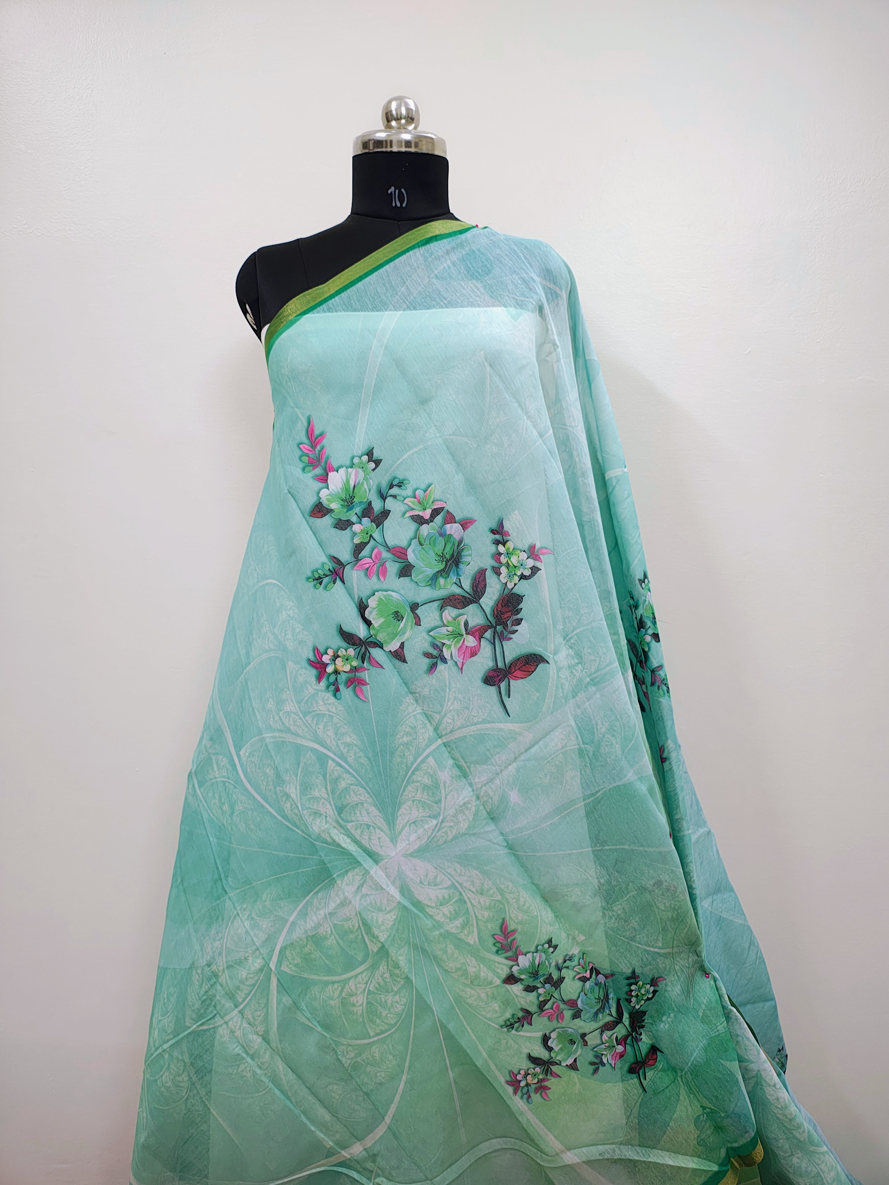 Gulabi Bahar/Green Color