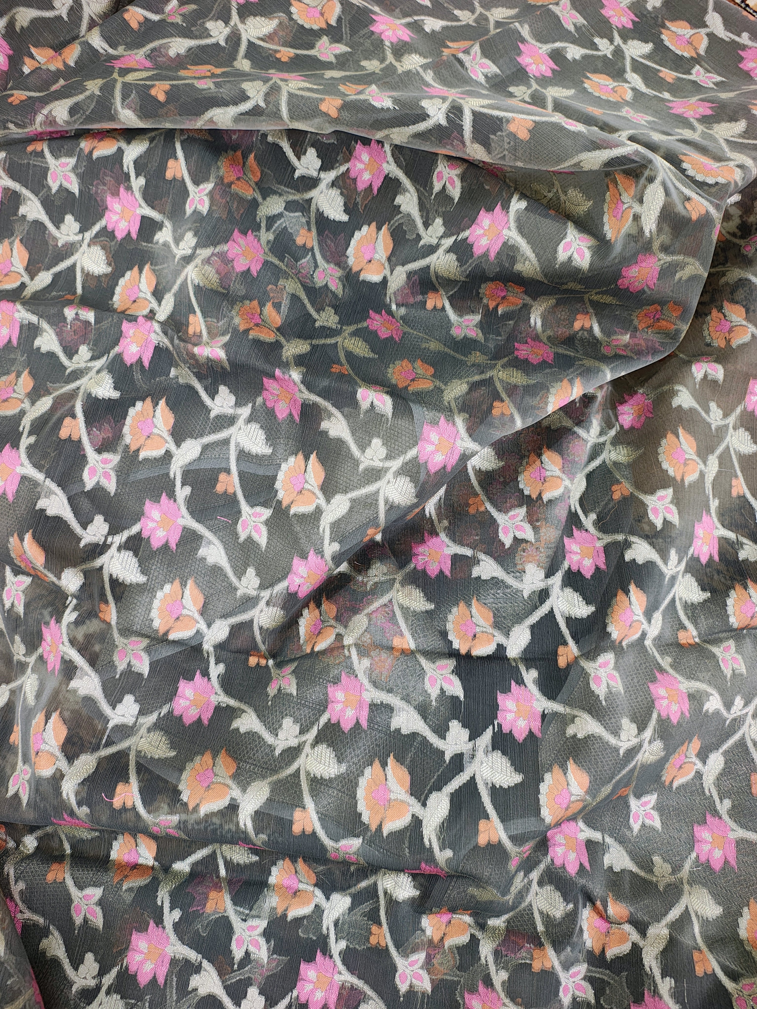 Phool Jaal Banarasi Saree/Black Color