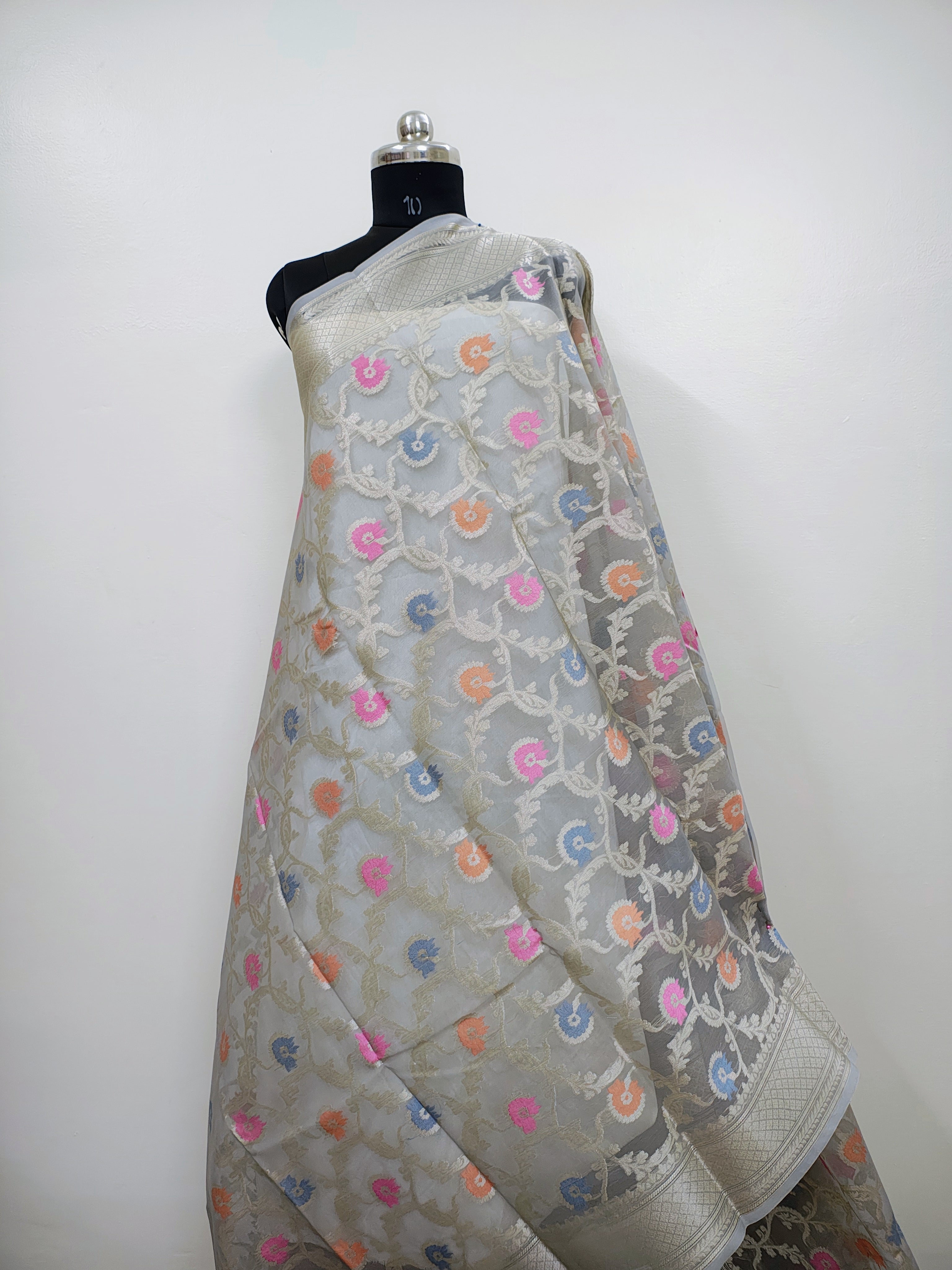 Banarasi Silk Saree/Grey