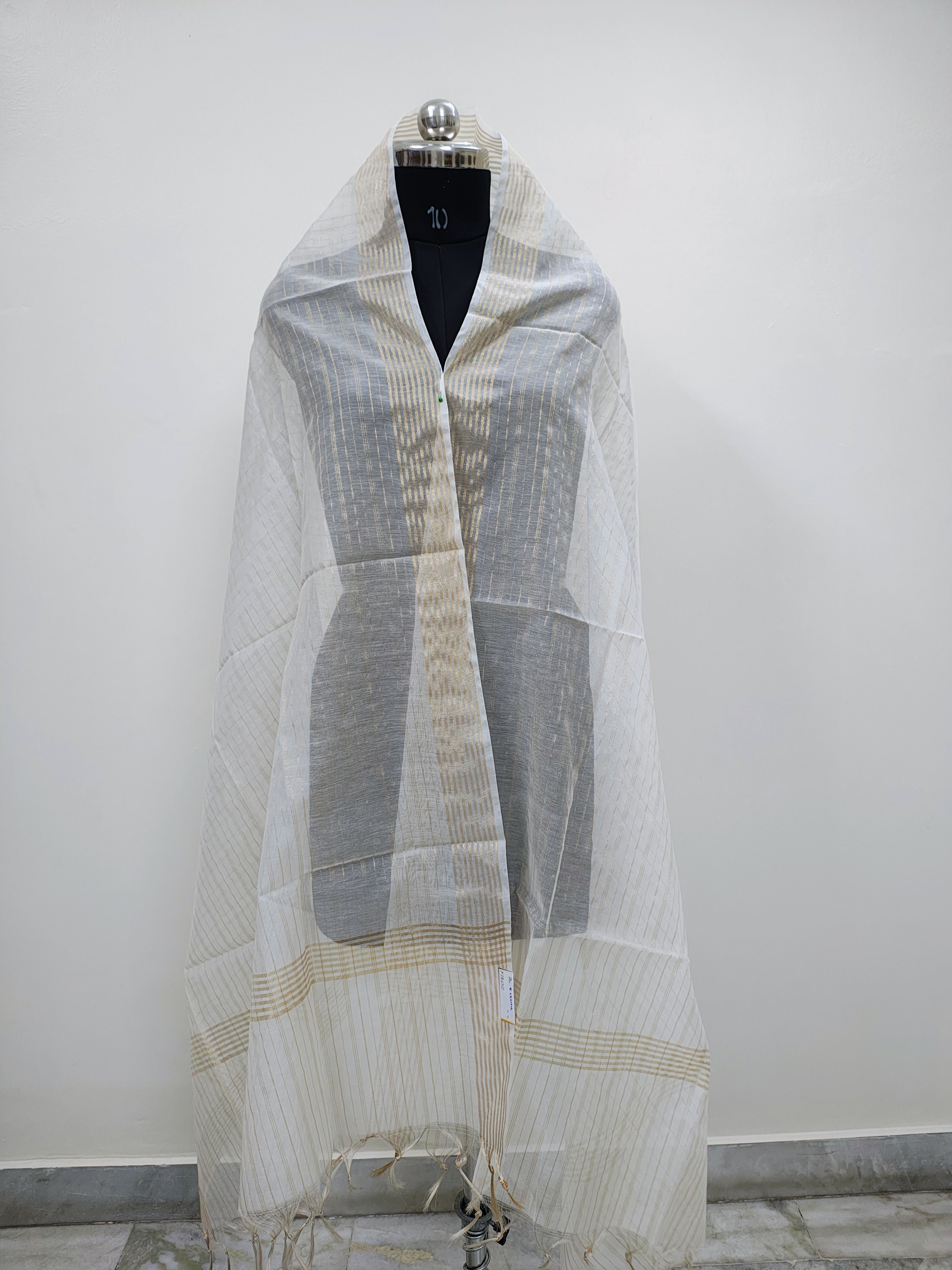 Dy. Cotton Choori Border Zari Lining