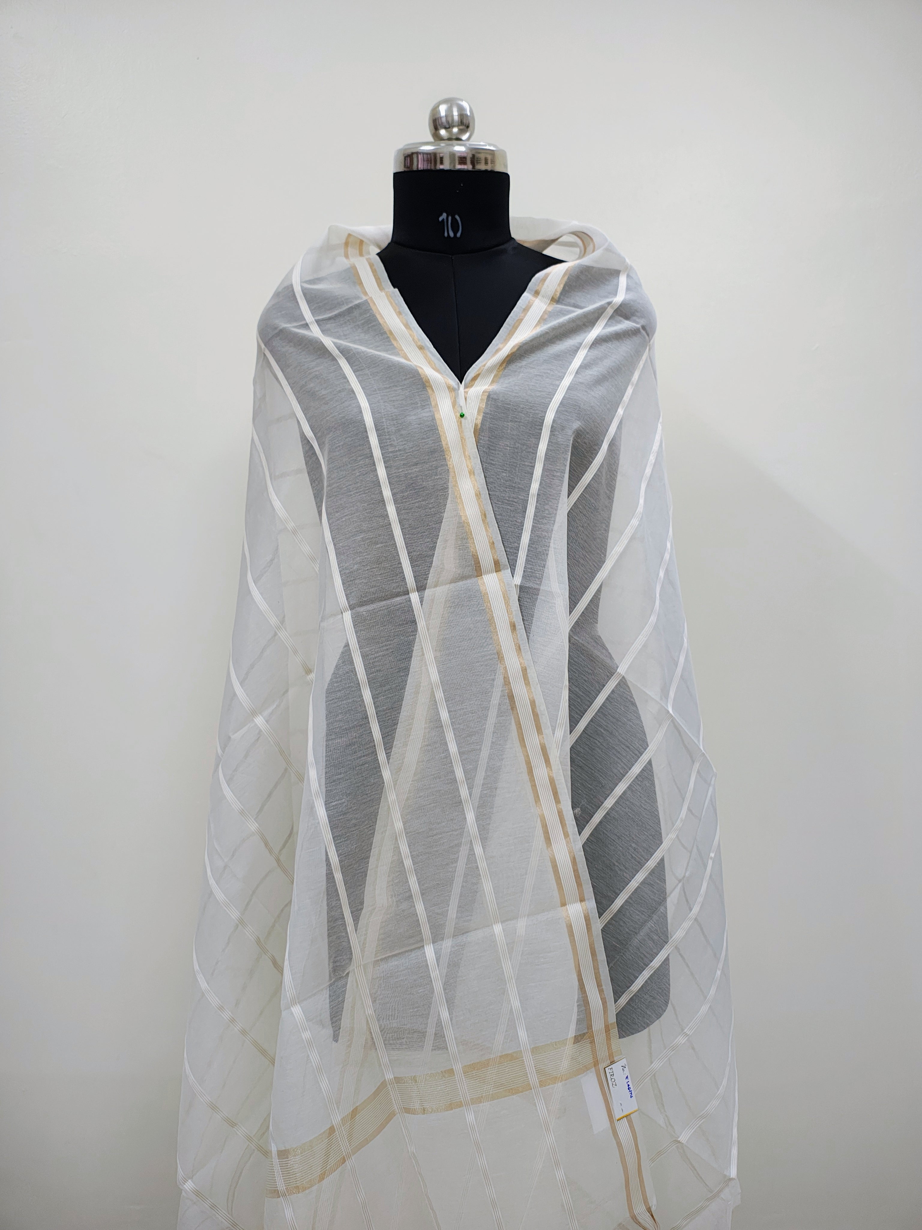 Dy. Cotton Zari Lining