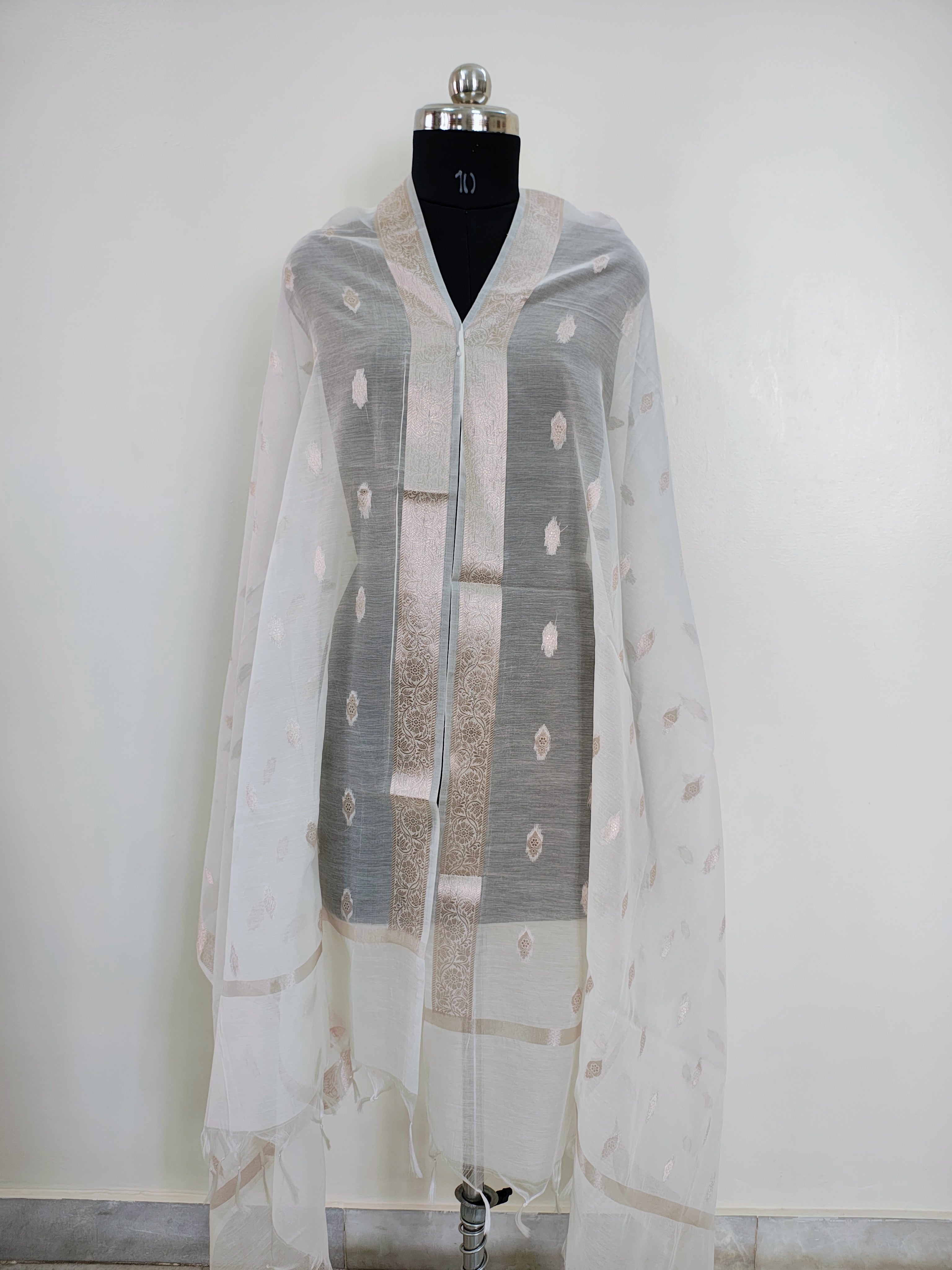 Dy. Mul-Mul Chanderi Dupatta