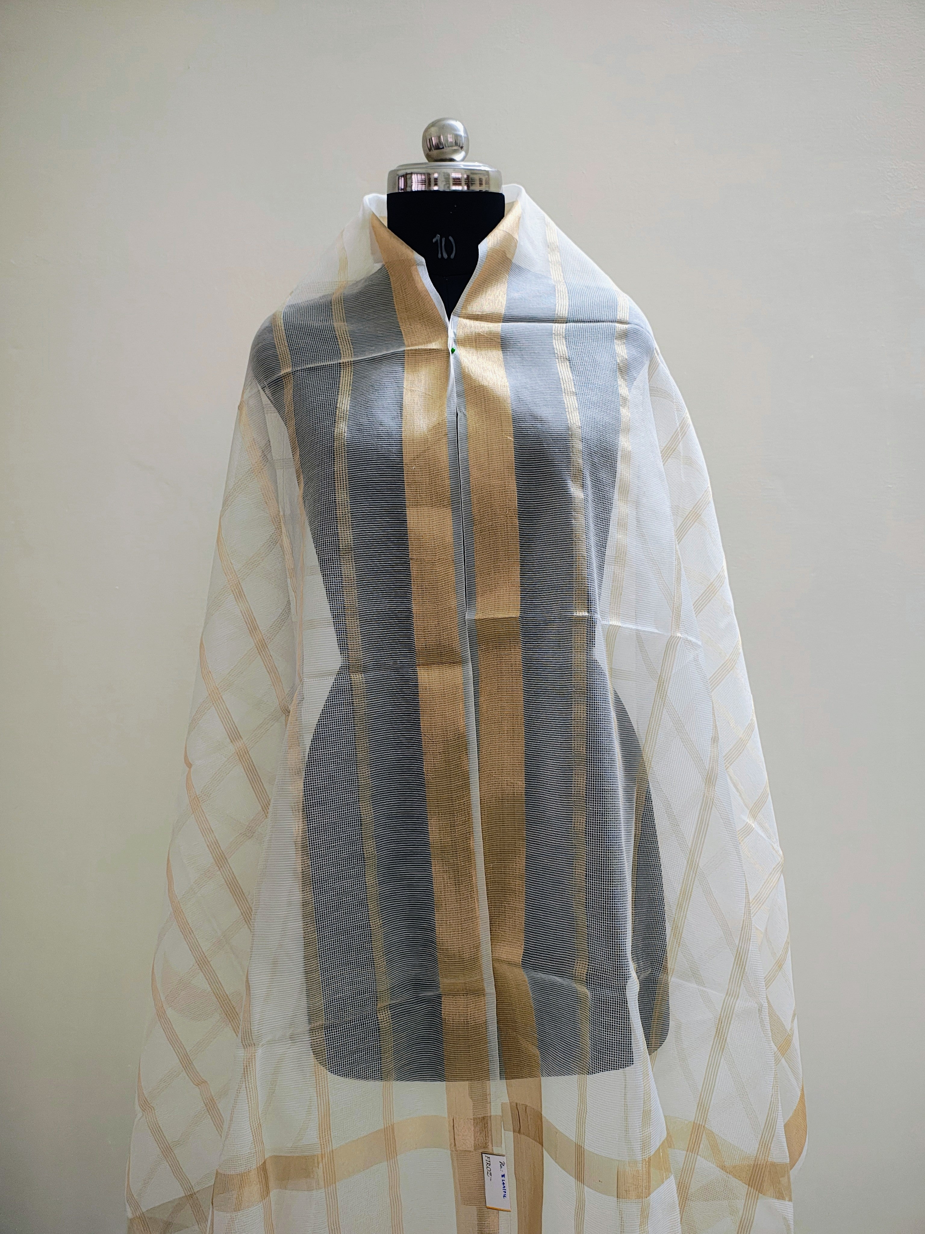 Dy. Supernet Zari Lining