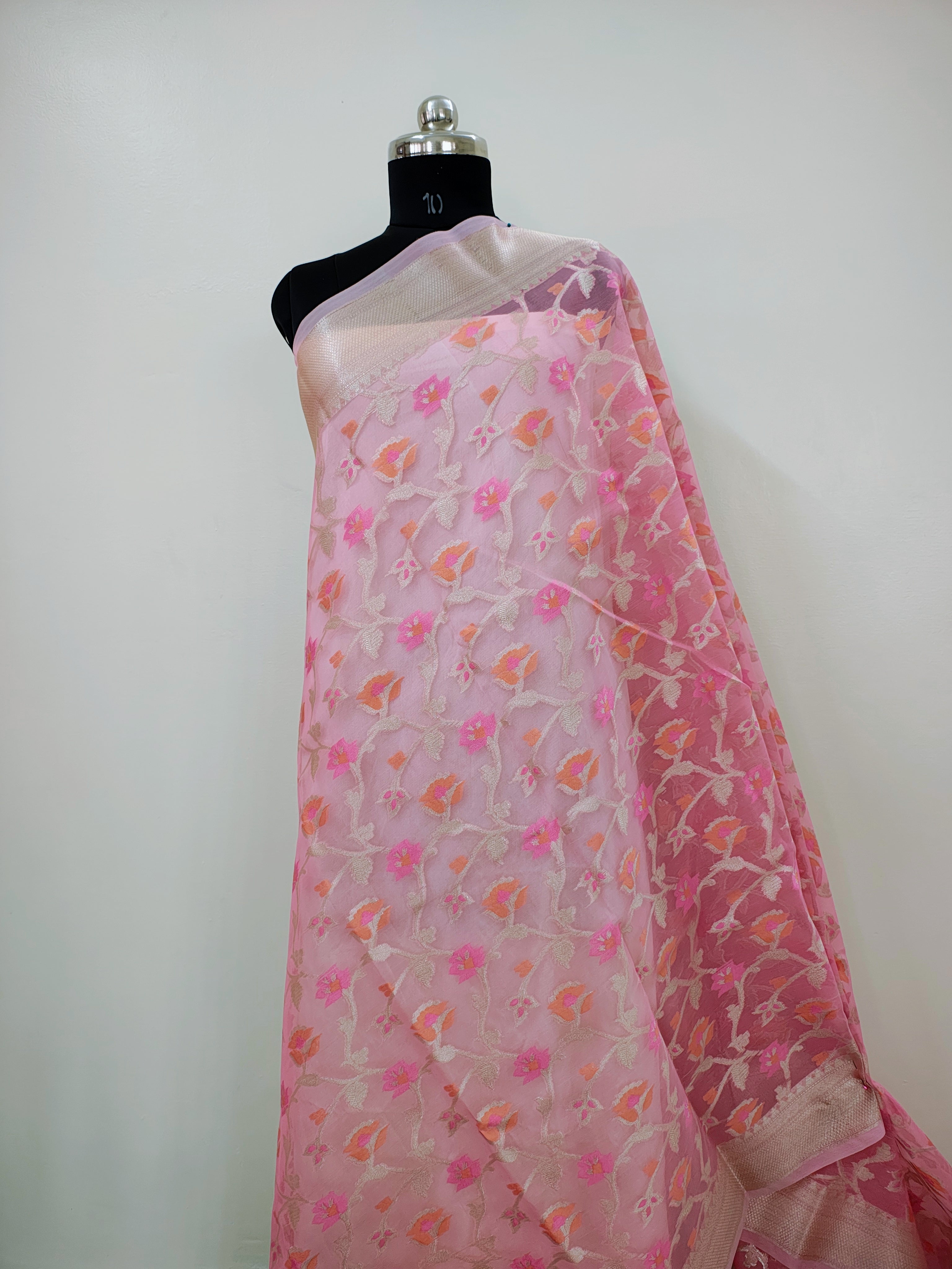 Phool Jaal Banarasi Saree/Pink Color
