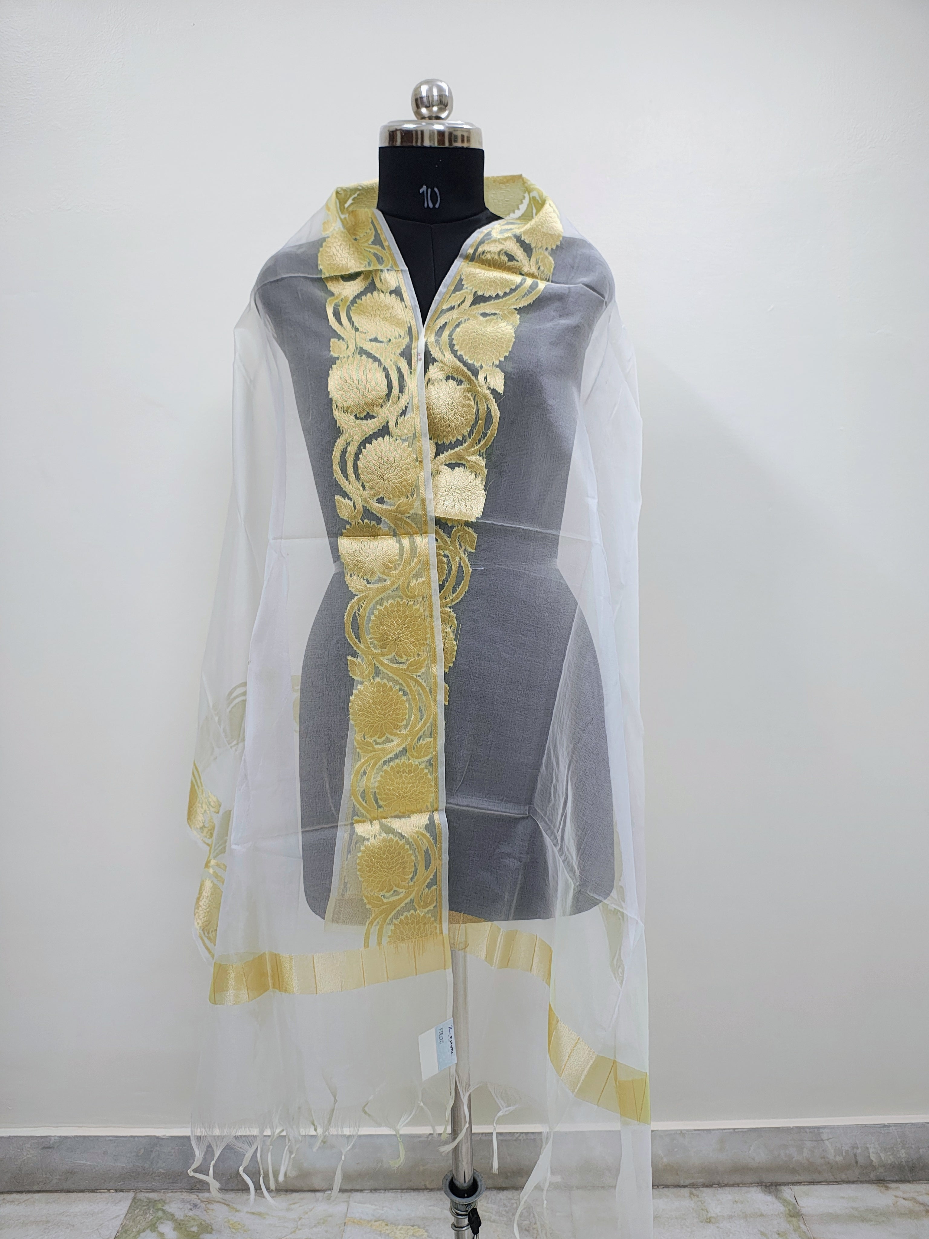 Organza Dy. Jacquard Border Design 2